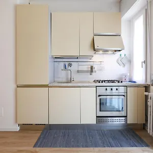 Appartamento Primopiano - Biancospini, Milano